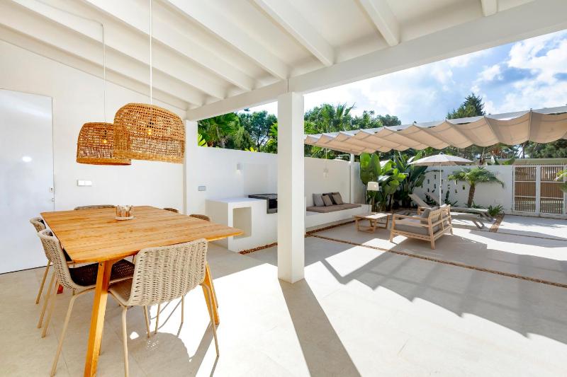 Two-Bedroom Villa image 1