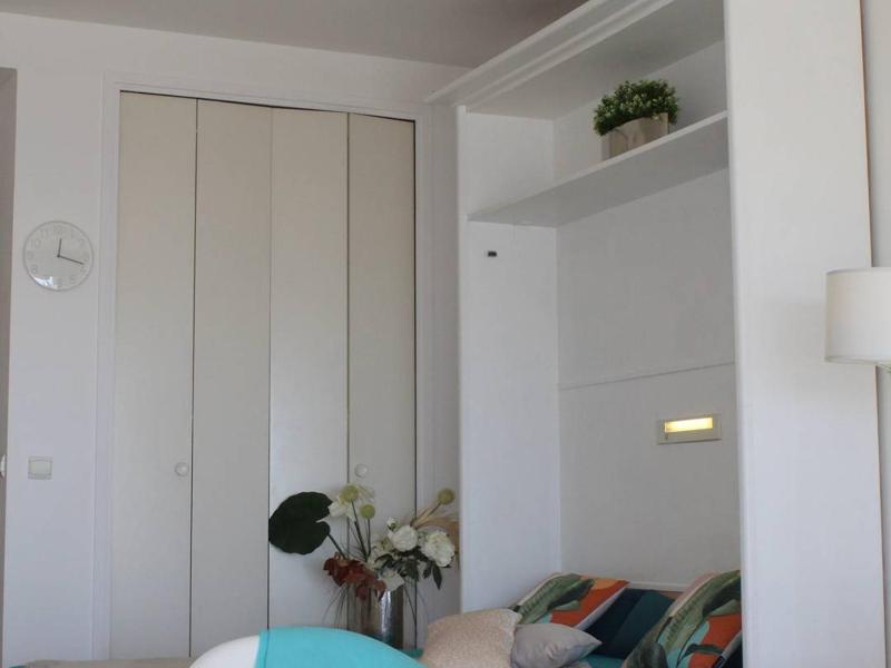 Apartment (4 Adults) image 3