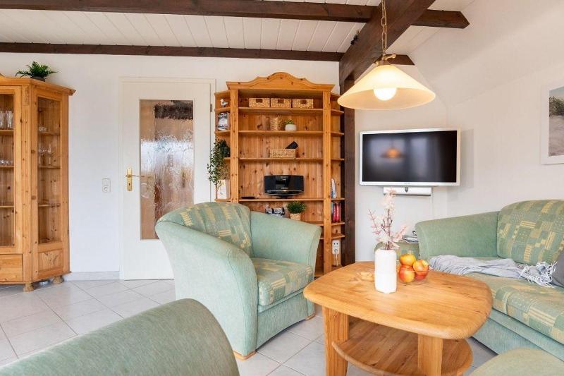 Am-hohen-Ufer-Reetdach-Haus-Ocean-Breeze-123 - image 9