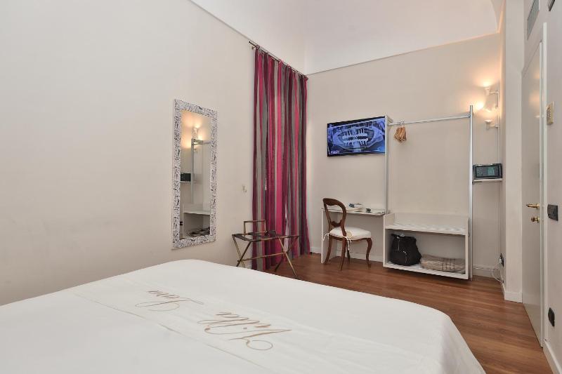 Superior Double Room image 2