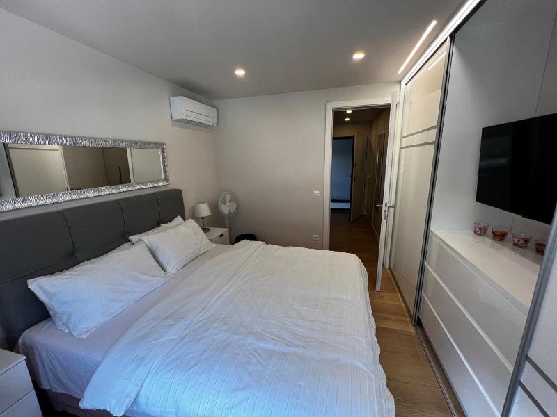 Sun&Sea Deluxe apartmentfree parking - image 5