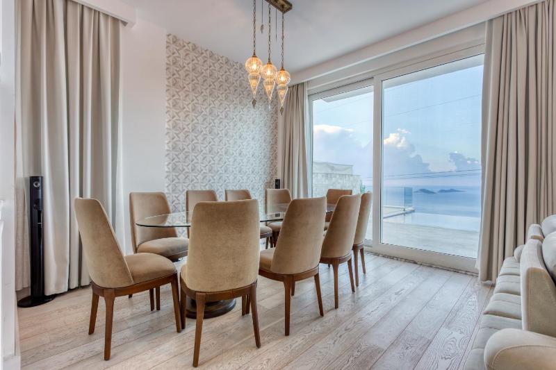 Villa Lucida - Kalkan Hills - Exclusive Villas with Private Pool and Majestic Sea Views - image 10