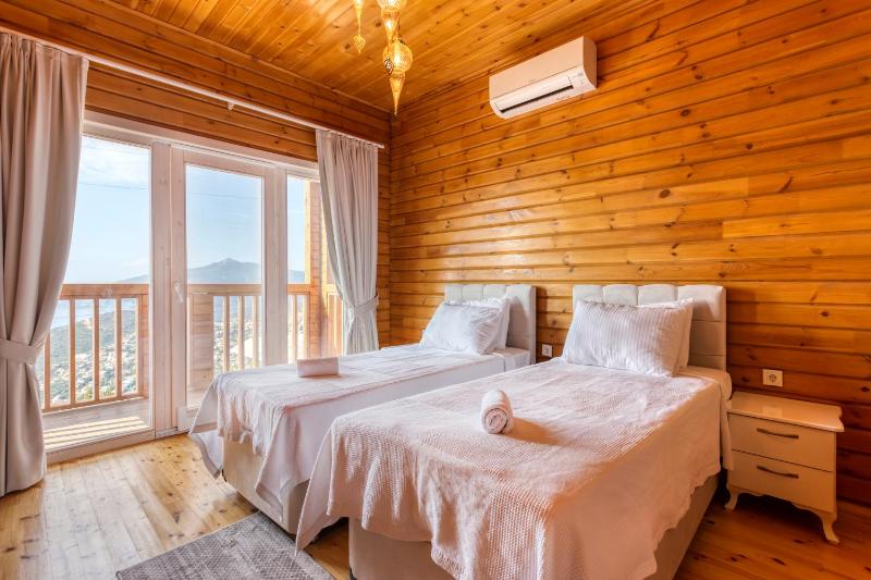 Villa Lucida - Kalkan Hills - Exclusive Villas with Private Pool and Majestic Sea Views - image 48