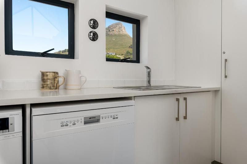Burnside 302 - image 12