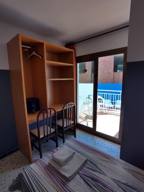 Economy Single Room image 3