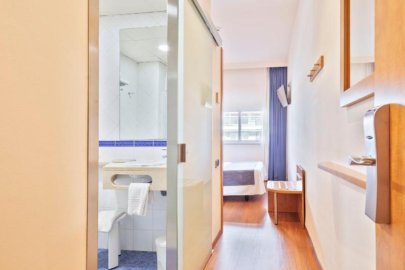 Double or Twin Room image 1