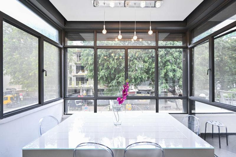 Central 3-BR with Terrace in Dizengoff - image 14