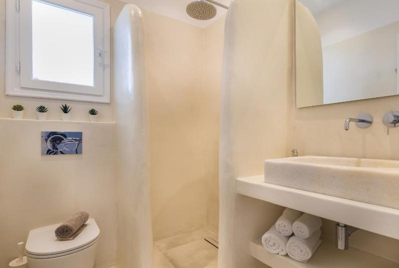 La Mer Seaside Apartments - image 11