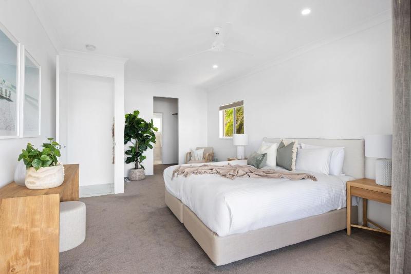 8 Nereus 2 Bedroom Stunning Apartment in the Heart of Sunshine Beach 5 mins to Noosa - image 14