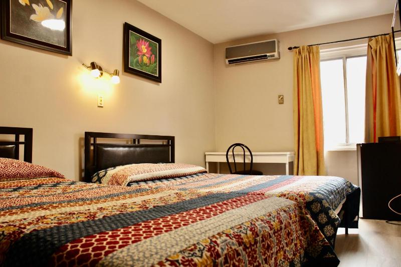 Hotel Victor - image 2