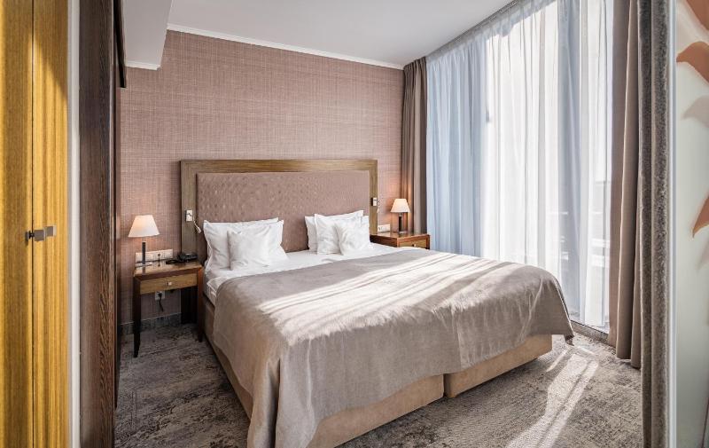 Suite image 4
