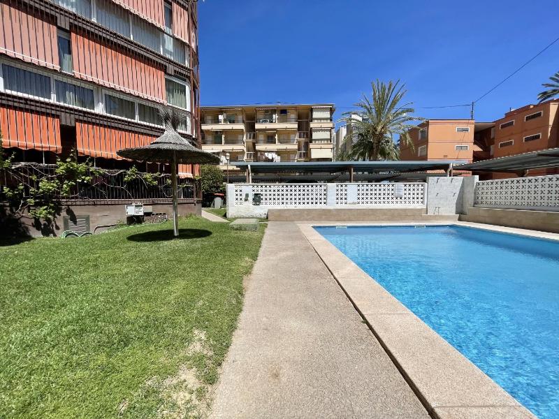Poniente Beach Modern Apartment - image 2