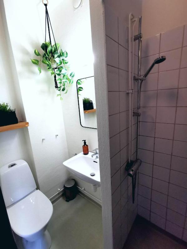 Double or Twin Room with Bathroom image 3