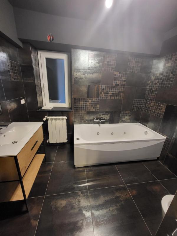 50 SFUMATURE DI SUITE - image 4