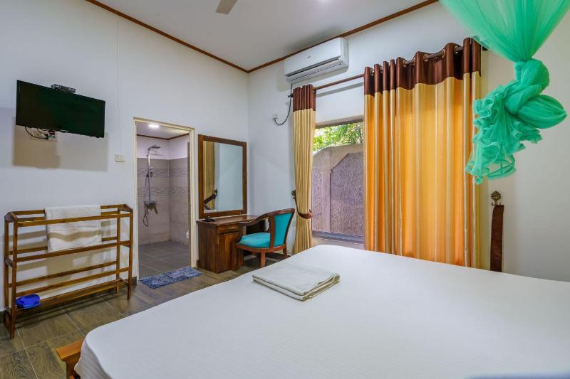 Ocean Gate Negombo - image 49