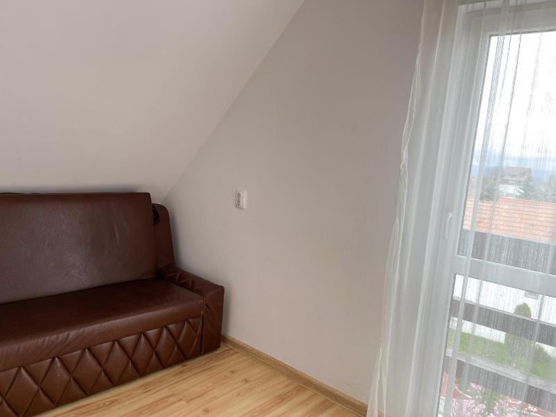 Family Room image 4