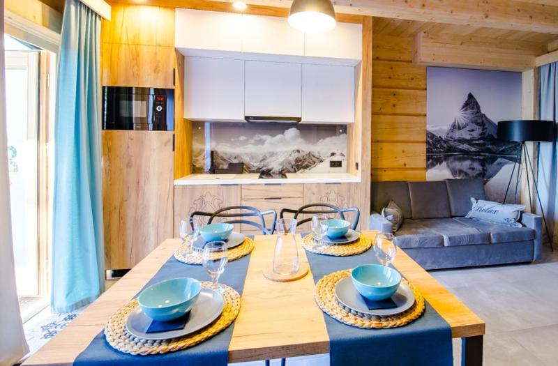 Three-Bedroom Chalet image 3