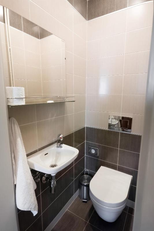 Family Two-Bedroom Apartment image 3