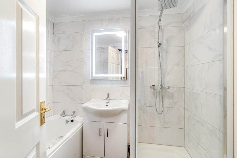 1 Bedroom Valley View Cottage image 4