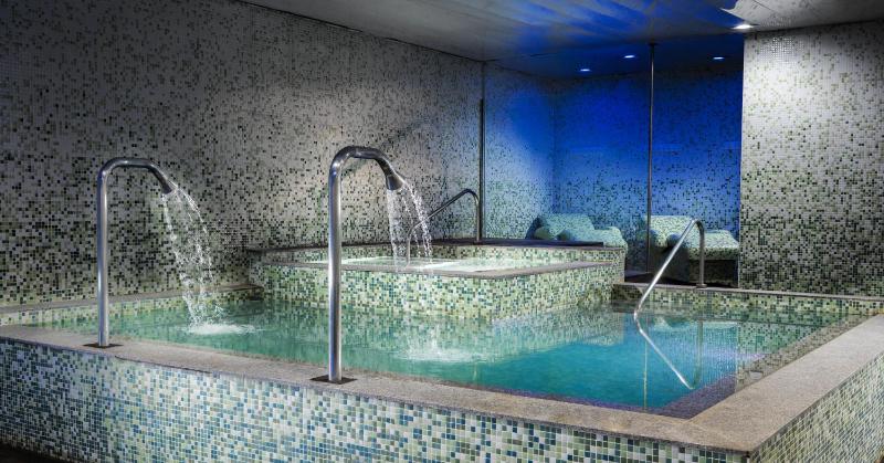 H10 Marina Barcelona Hotel - image 6