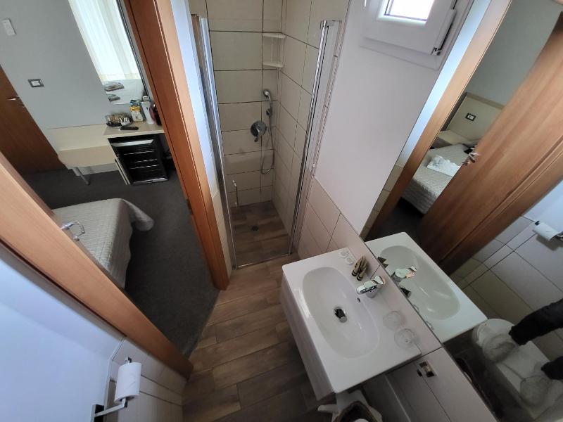 Small Economy Double Room image 3