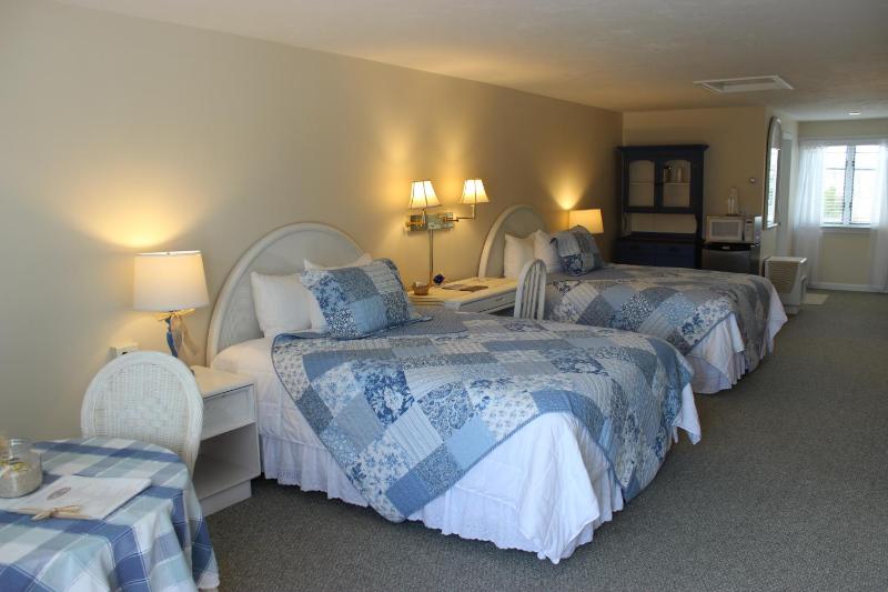 Large Double Room image 2