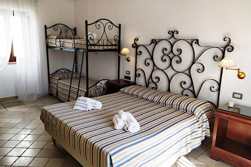 Comfort Quadruple Room image 4