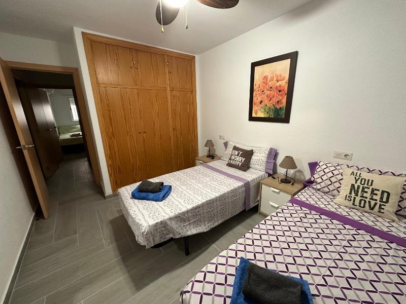 Gran apartamento céntrico y muy cerca de la playa - image 4