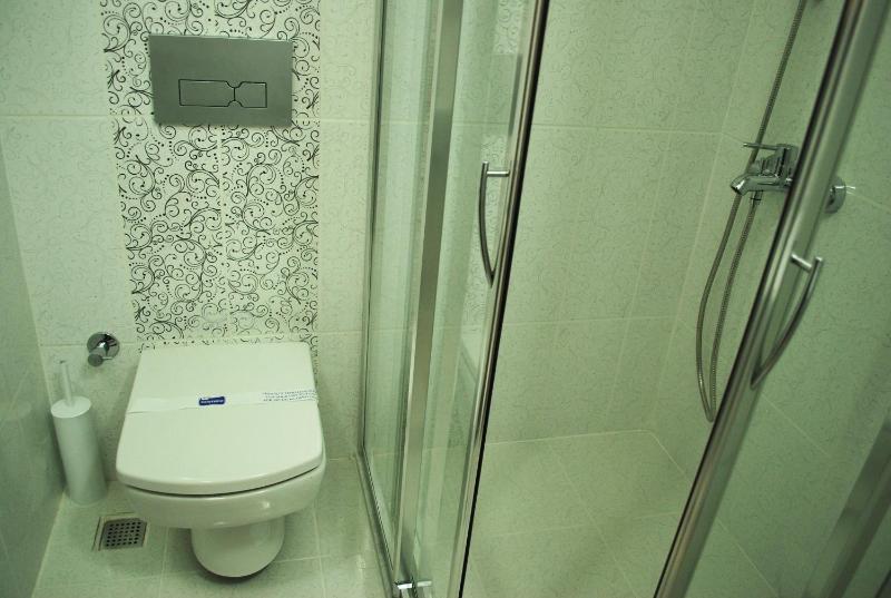 Double Room with Sea View image 2