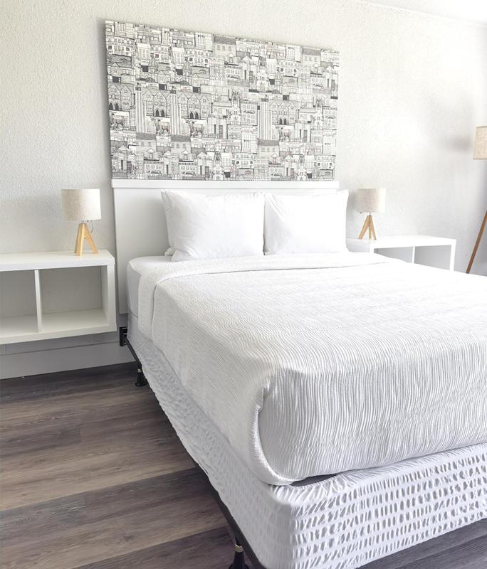 Standard Queen Room image 2