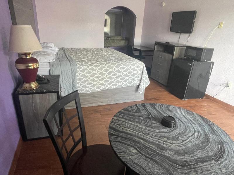 Budget Single Room image 2