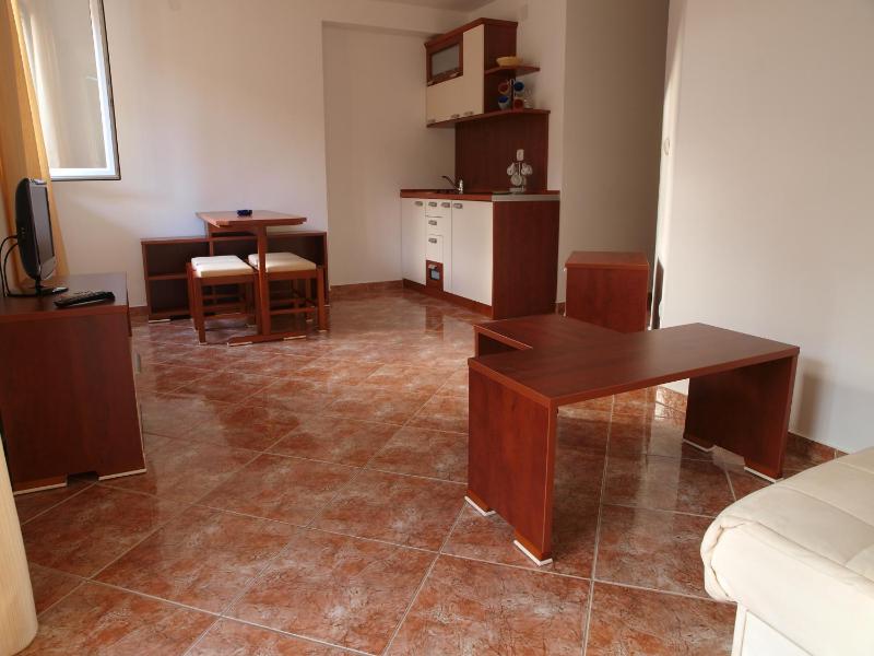 One-Bedroom Apartment with Balcony image 2