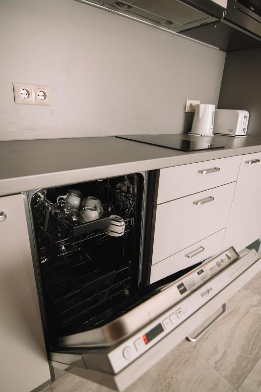 Studio Apartment image 4