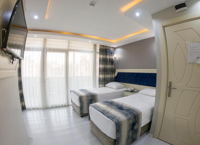 Double or Twin Room with Terrace image 3