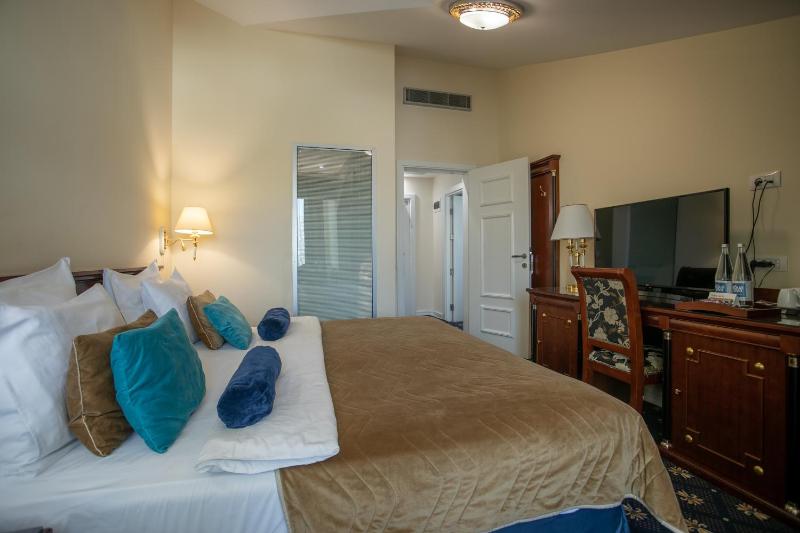 Junior Suite image 3