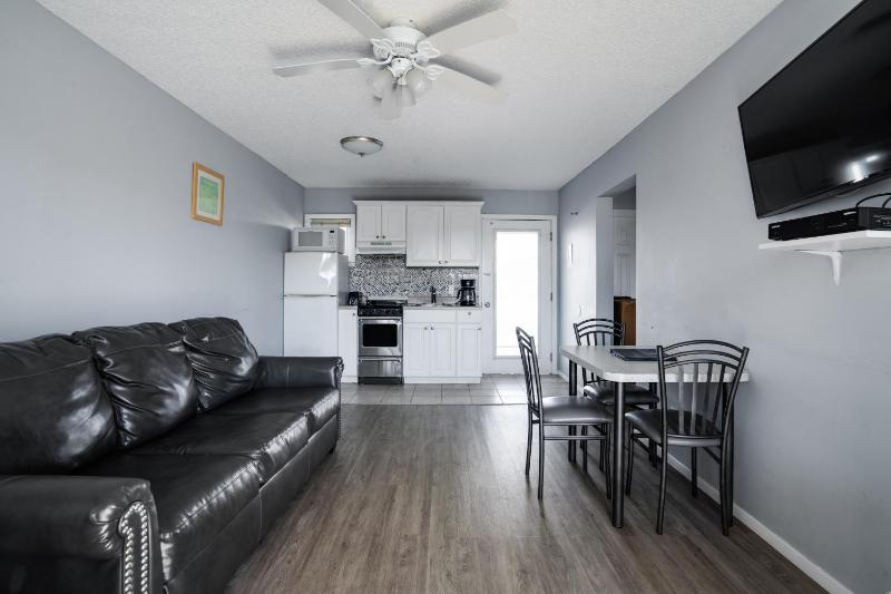 Apartment image 2