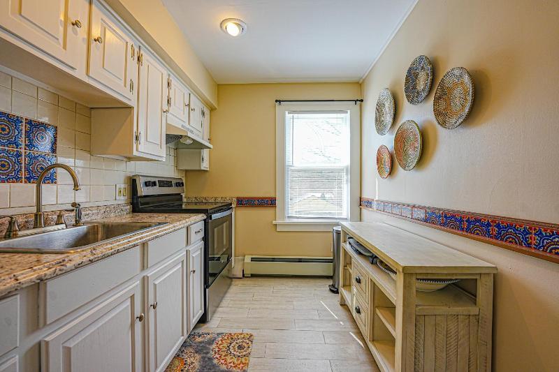 Two-Bedroom Apartment image 4