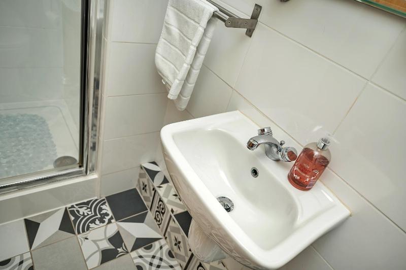 Finest Retreats - Mowbray - image 13