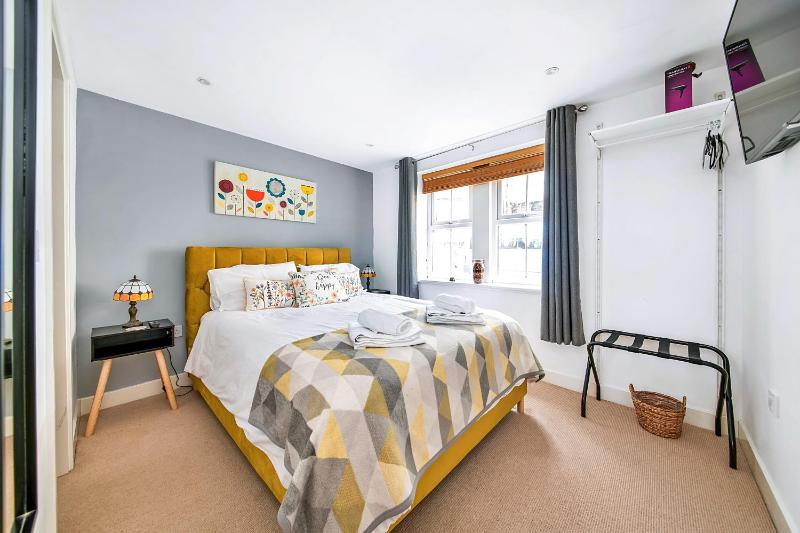 Finest Retreats - Mowbray - image 10