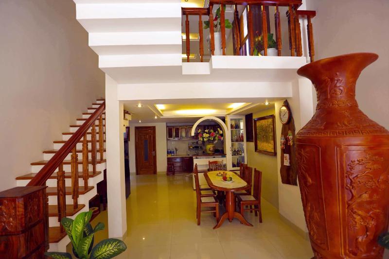 Hoang Thu Hostel - image 7