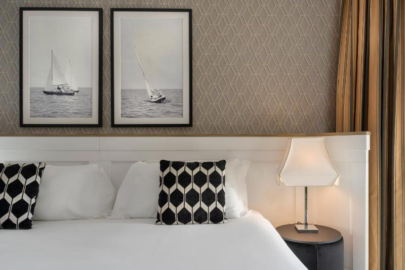 Single Room with City View and Spa Access image 2