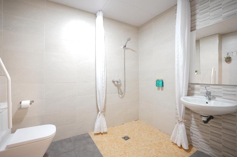 Studio Apartment image 1