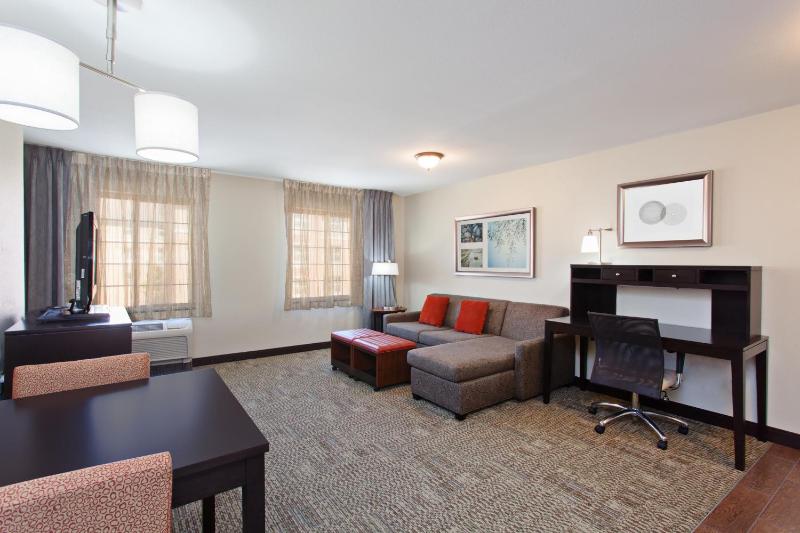 One-Bedroom Suite with King Bed Mobility Access Tub - Non-Smoking image 1