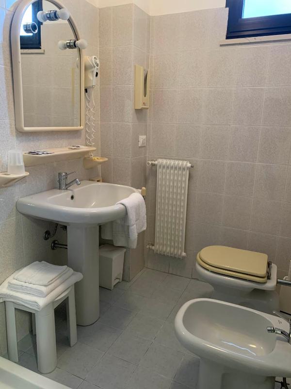 Triple Room image 3