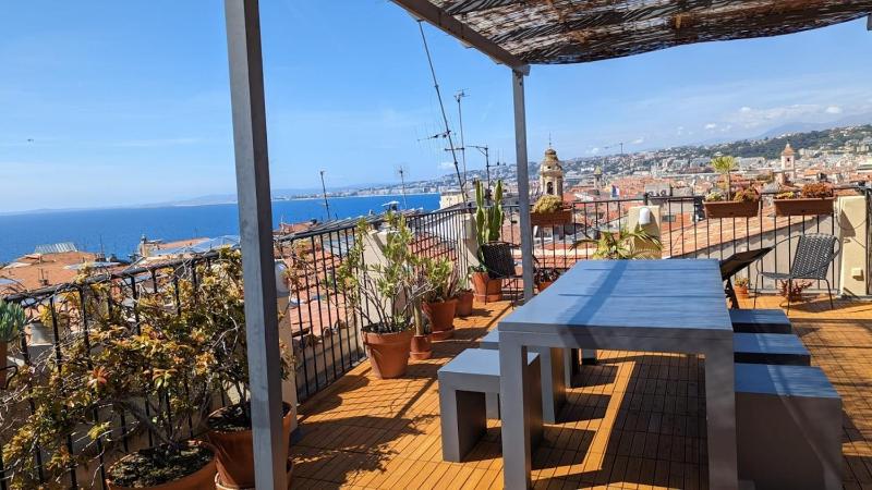 One-Bedroom Apartment image 3