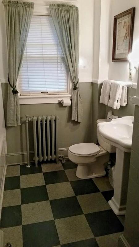 Two-Bedroom Suite image 4