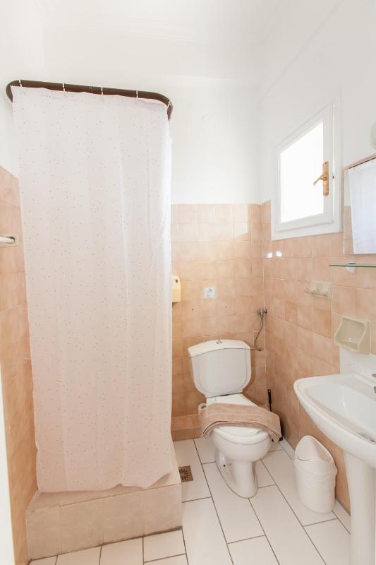 Single Room with Balcony image 2