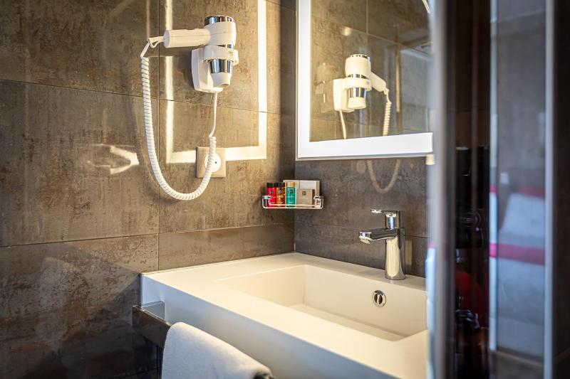 Superior Double Room image 1