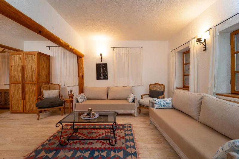 Watermill Hotel - image 36
