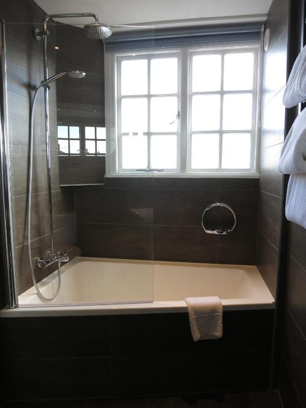 Small Double Room image 2